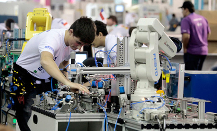 Técnico em Eletrotécnica 01