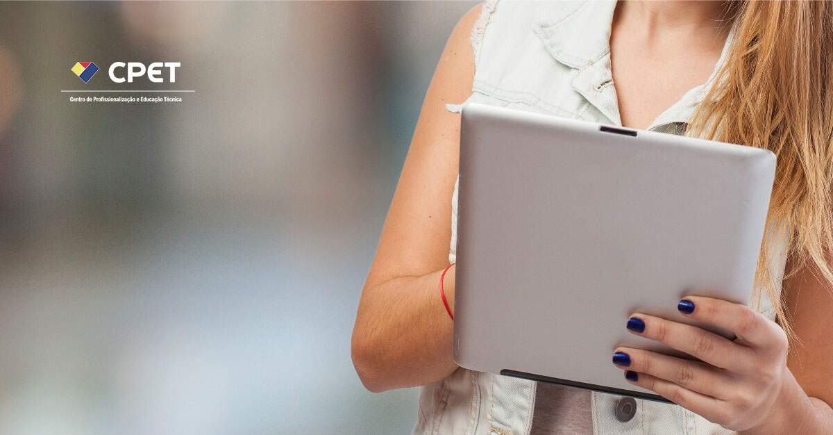 A interatividade no EAD ajuda a elaborar cursos de alta qualidade dinamicos e interessantes.